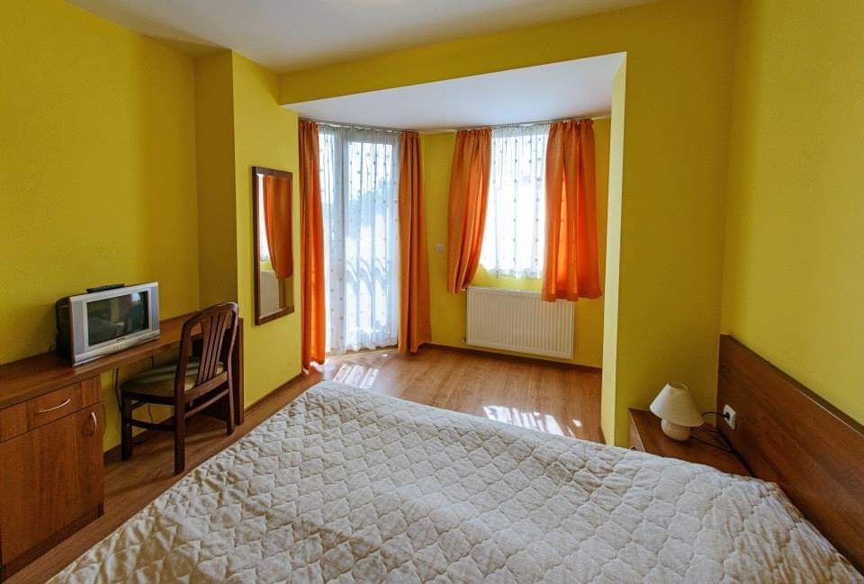 Hotel for Sale in Kiten, Burgas Province, Bulgaria — 1,100 m² — exterior view