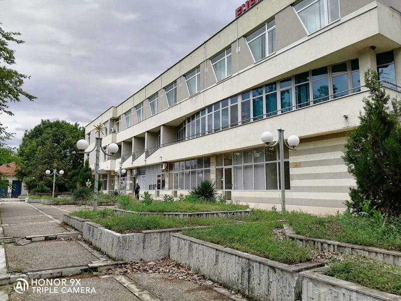 Hotel for Sale in Radnevo, Stara Zagora Province, Bulgaria — exterior view
