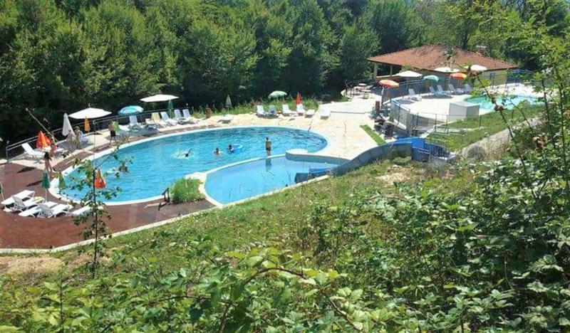 Hotel for Sale in Kravenik, Gabrovo Province, Bulgaria — 408 m² — exterior view