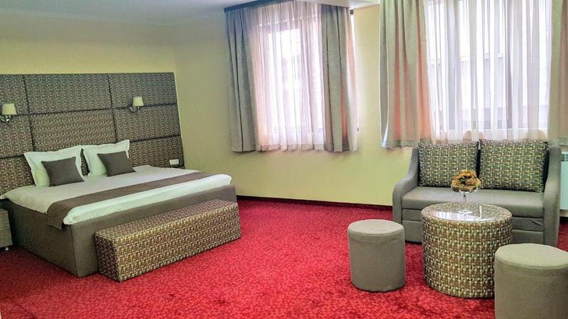 Hotel for Sale in Tryavna, Gabrovo Province, Bulgaria — 1,600 m² — exterior view