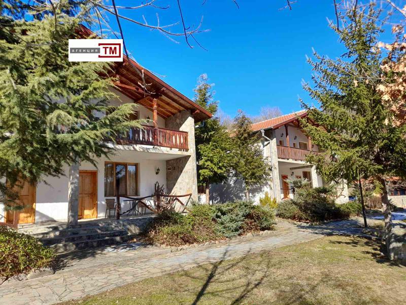 Hotel for Sale in Lyava Reka, Stara Zagora Province, Bulgaria — exterior view
