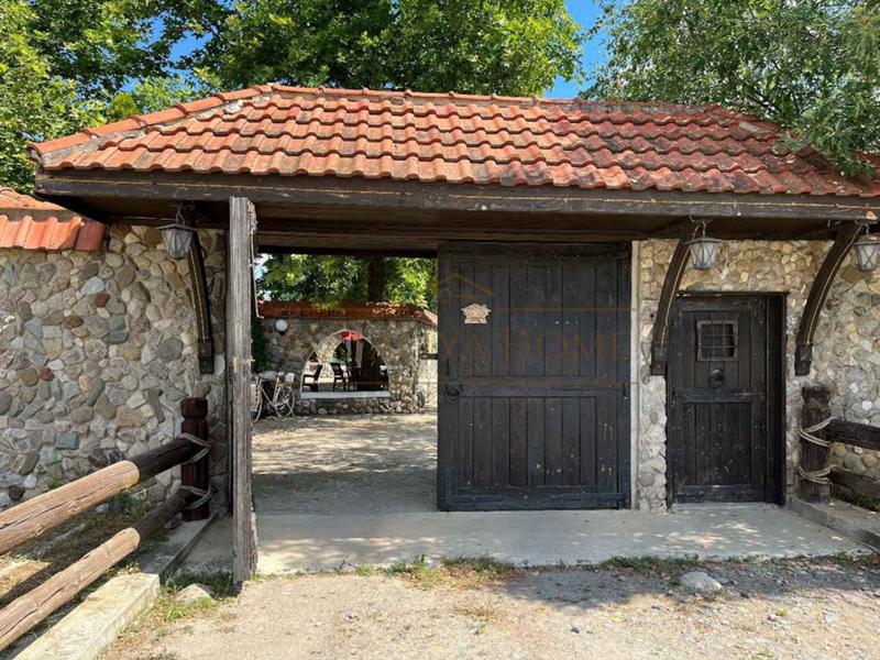 Hotel for Sale in Golyamo Bukovo, Burgas Province, Bulgaria — exterior view