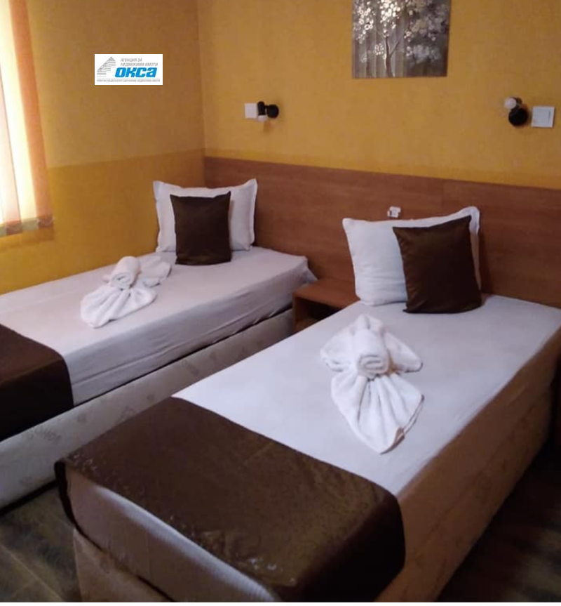 Hotel for Sale in Bukovlak, Pleven Province, Bulgaria — exterior view