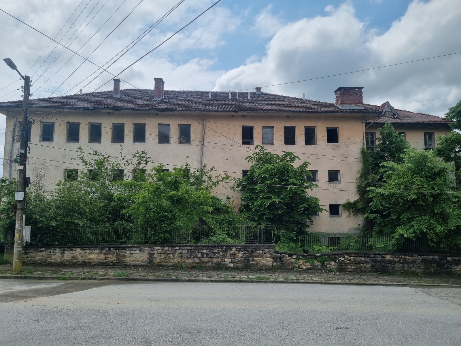Hotel for Sale in Prisovo, Veliko Tarnovo Province, Bulgaria — main photo