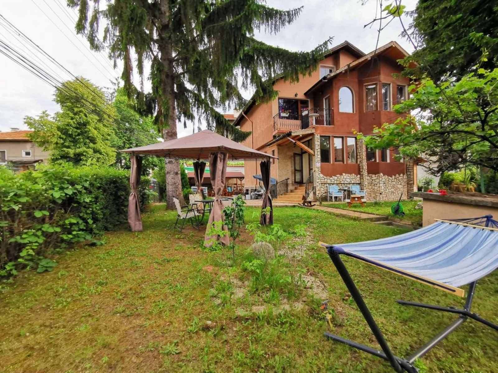 Hotel for Sale in Velingrad, Pazardzhik Province, Bulgaria — 330 m² — exterior view