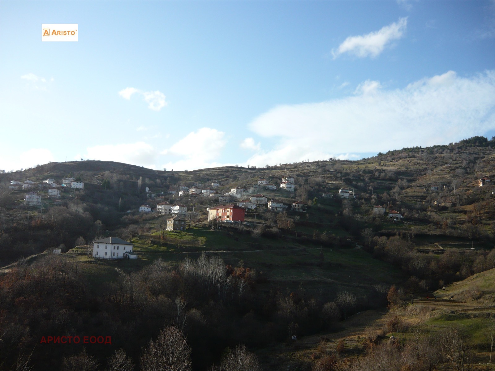 Hotel for Sale in Banite, Smolyan Province, Bulgaria — exterior view