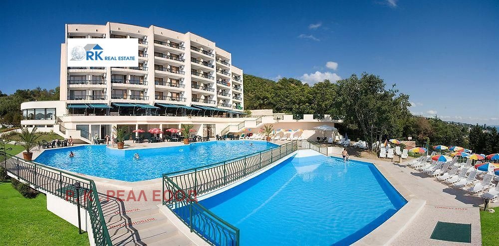 Hotel for Sale in Chaika Resort, Varna — main photo