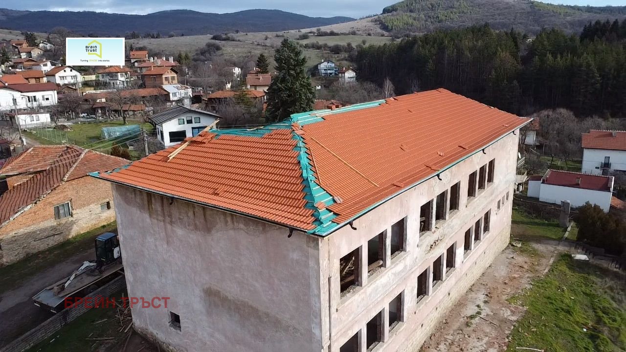 Hotel for Sale in Baylovo, Sofia Province, Bulgaria — exterior view
