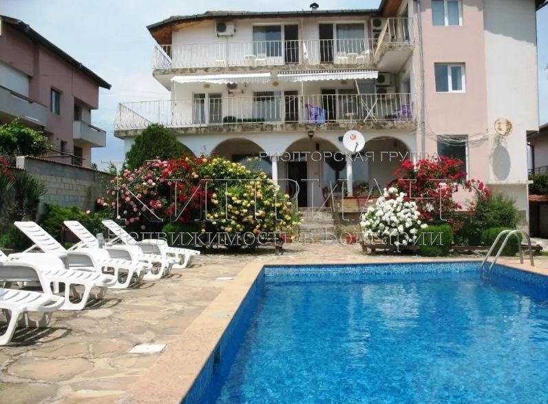 Hotel for Sale in Bliznatsi, Varna Province, Bulgaria — exterior view