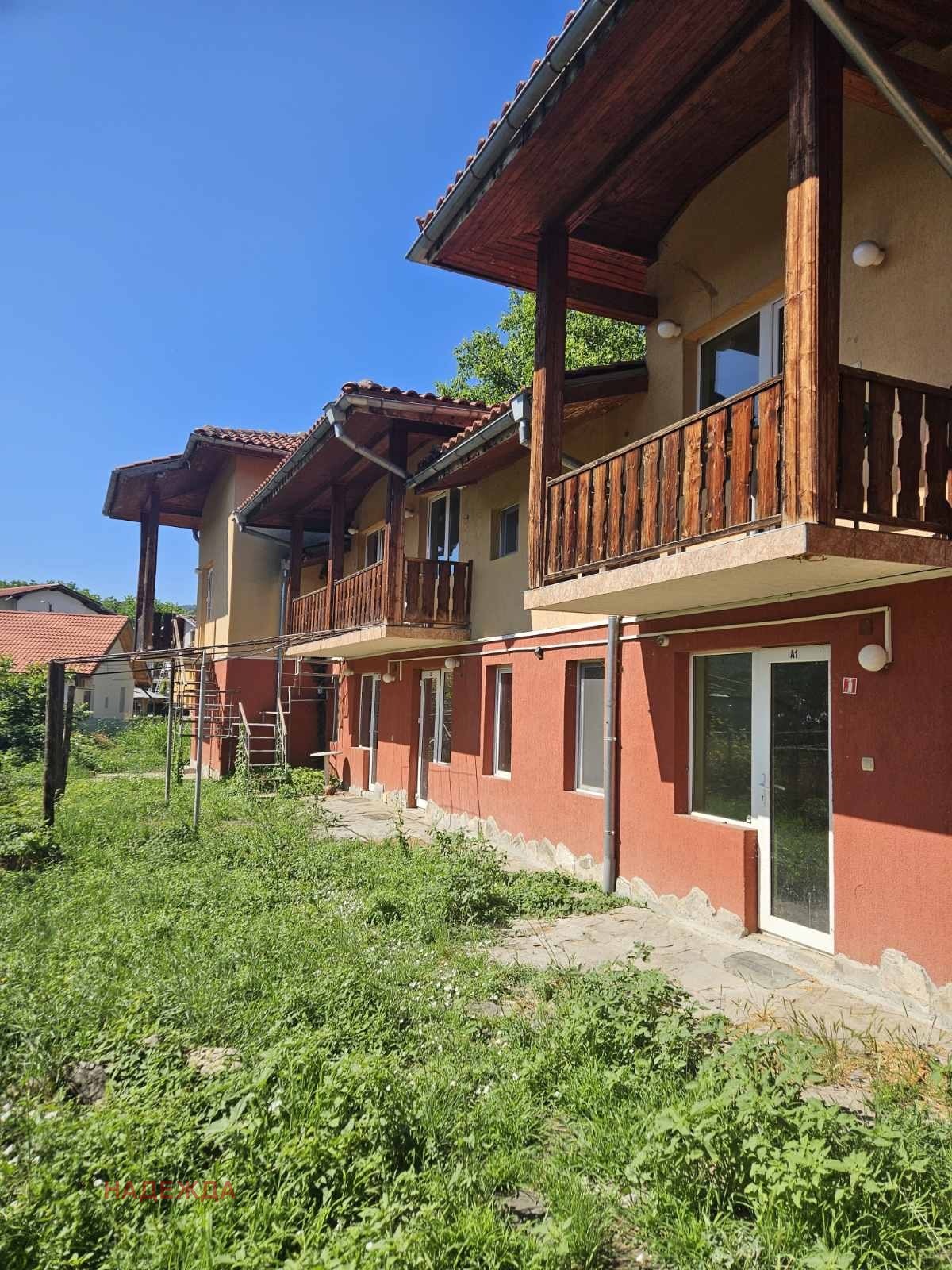Hotel for Sale in Oreshak, Lovech Province, Bulgaria — 1,240 m² — exterior view