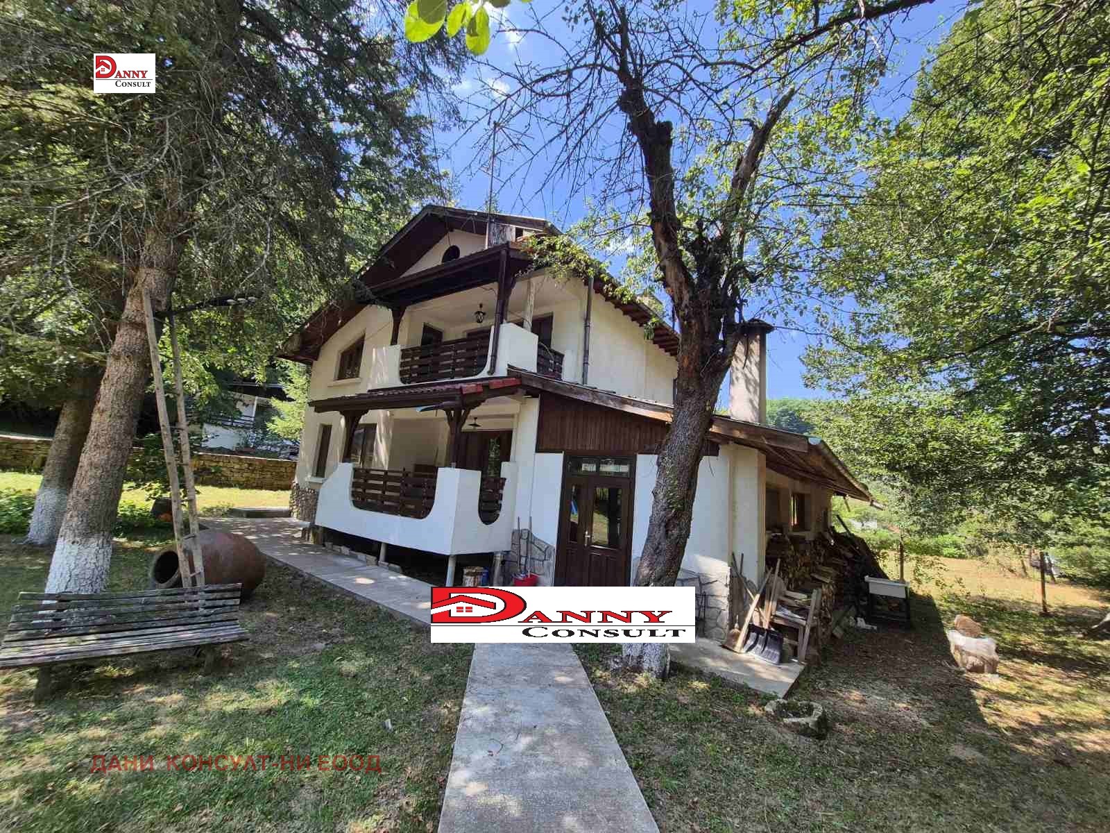 Hotel for Sale in Plachkovtsi, Gabrovo Province, Bulgaria — 385 m² — exterior view