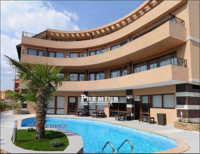 Hotel for Sale in Ravda, Burgas Province, Bulgaria — 1,169 m² — exterior view