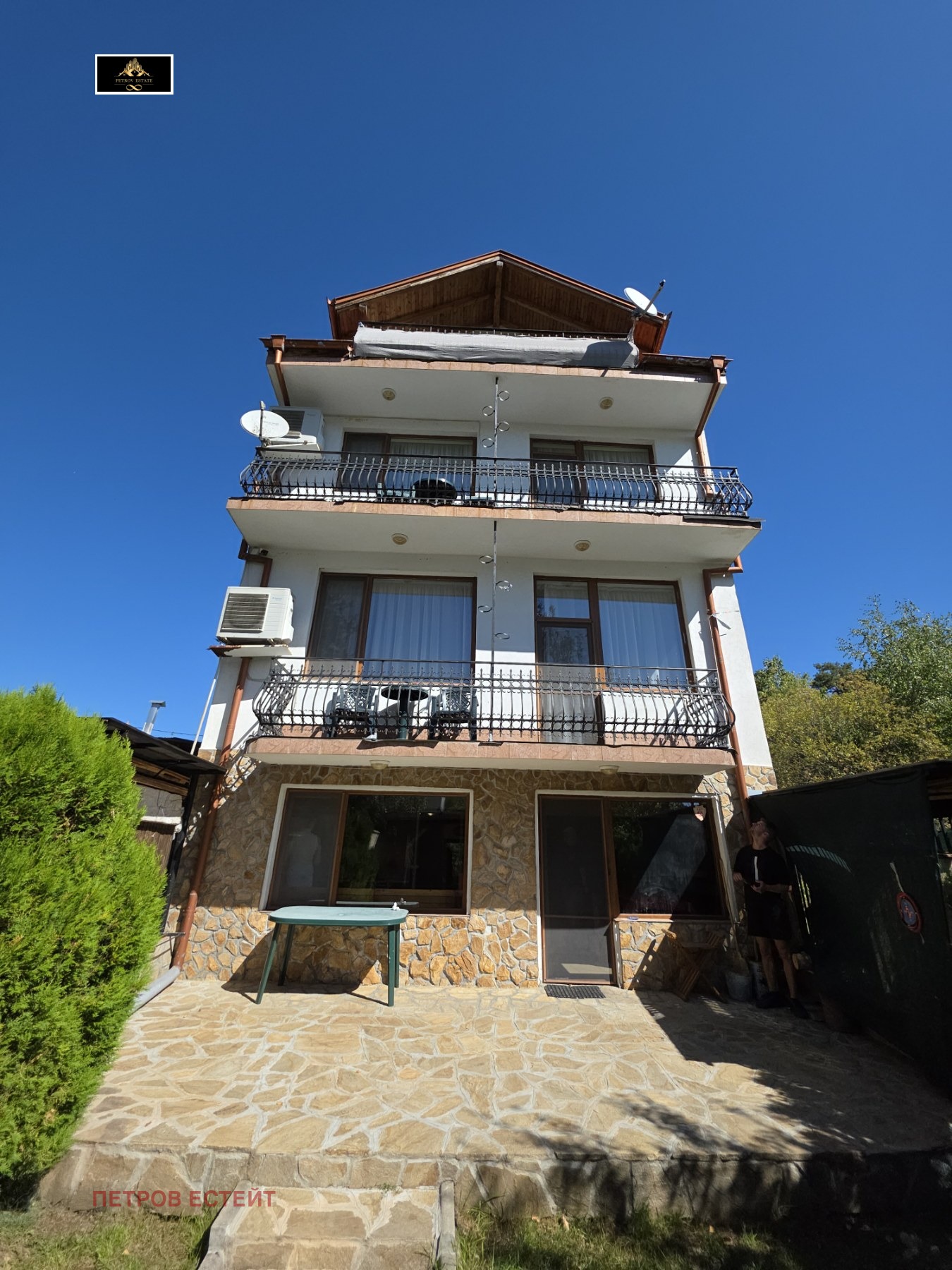 Hotel for Sale in Tsigov Chark, Pazardzhik Province, Bulgaria — 560 m² — main photo