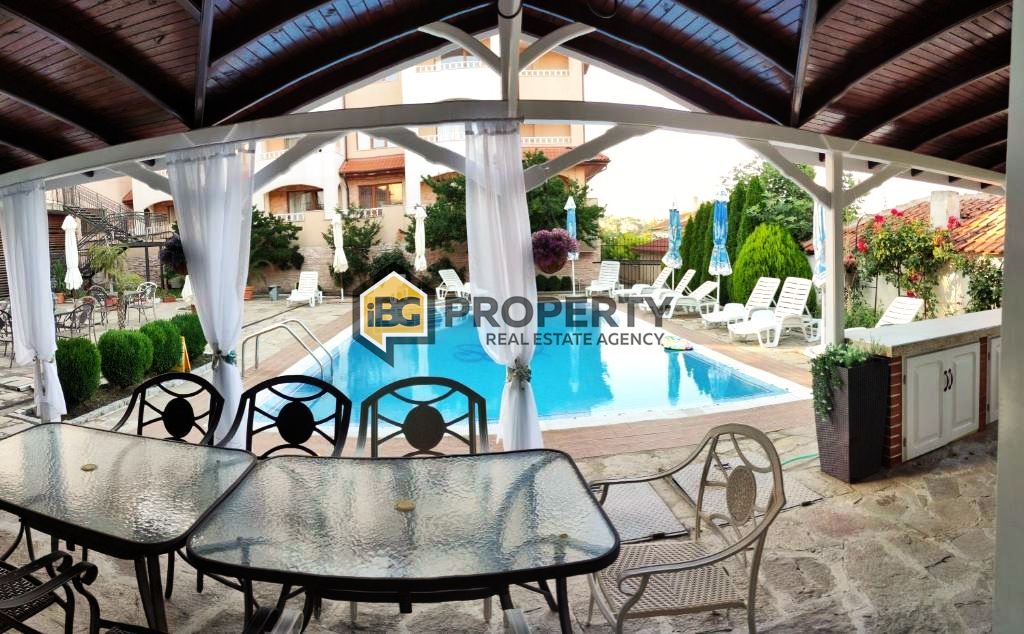 Hotel for Sale in Byala, Varna Province, Bulgaria — 1,028 m² — exterior view