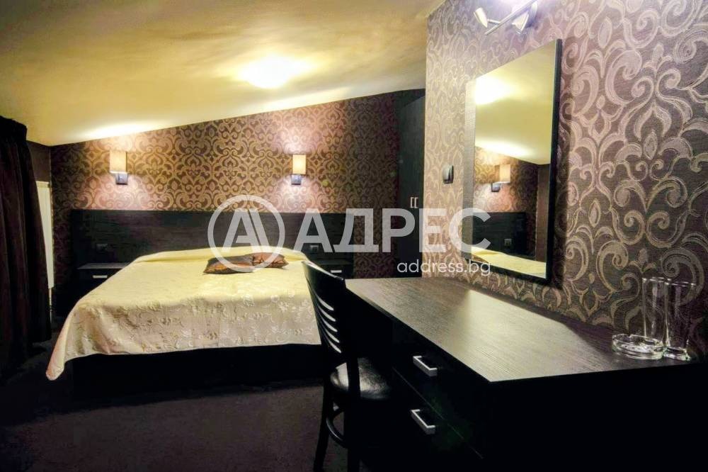 Hotel for Sale in Elin Pelin, Sofia Province, Bulgaria — 1,600 m² — exterior view