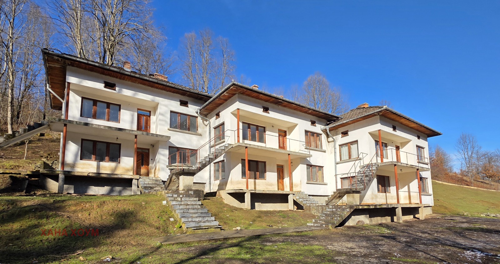 Hotel for Sale in Cherni Vit, Lovech Province, Bulgaria — exterior view