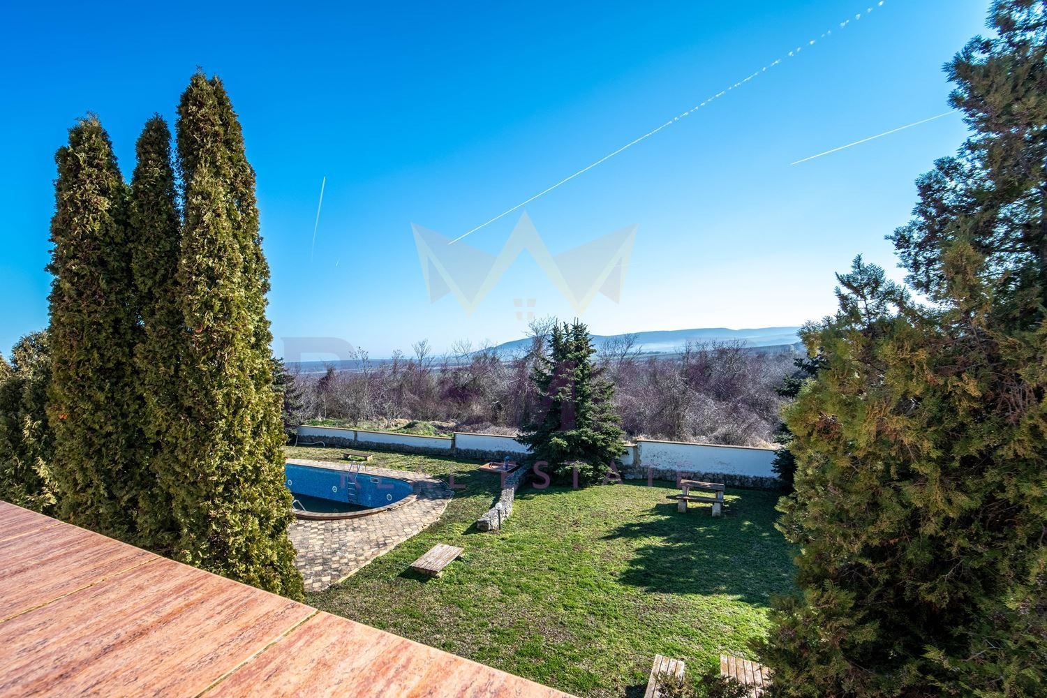 Hotel for Sale in Rogachevo, Dobrich Province, Bulgaria — 1,440 m² — main photo