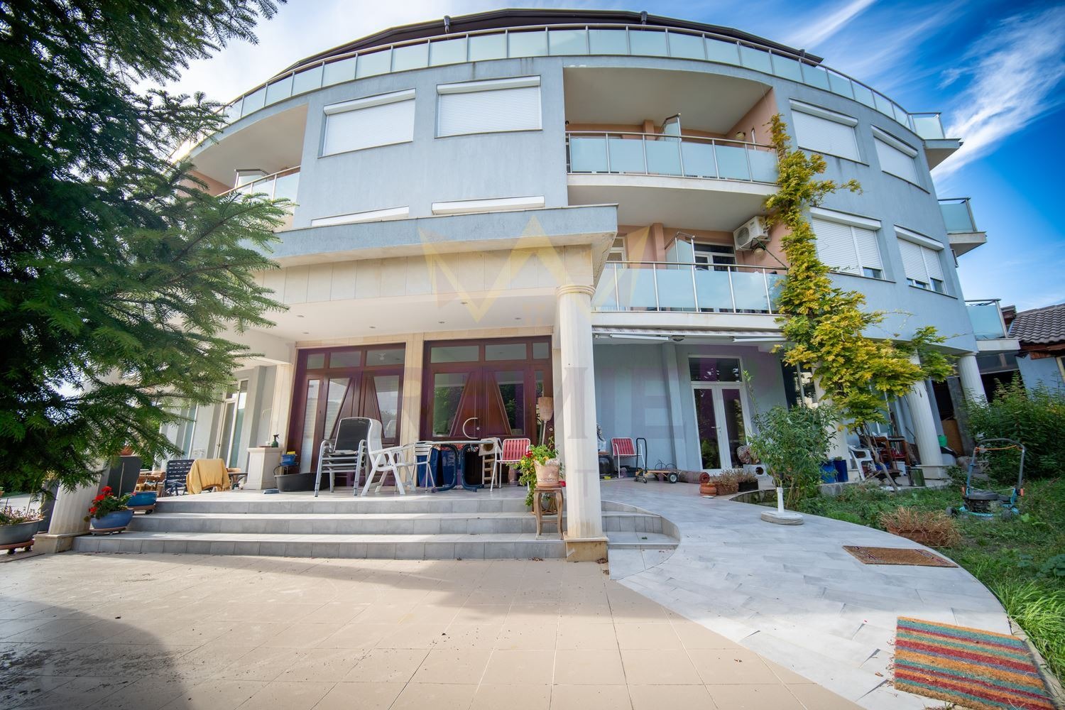 Hotel for Sale in Kranevo, Dobrich Province, Bulgaria — 997 m² — exterior view