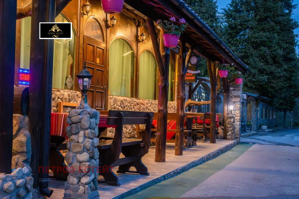 Hotel for Sale in Velingrad, Pazardzhik Province, Bulgaria — 2,000 m² — exterior view