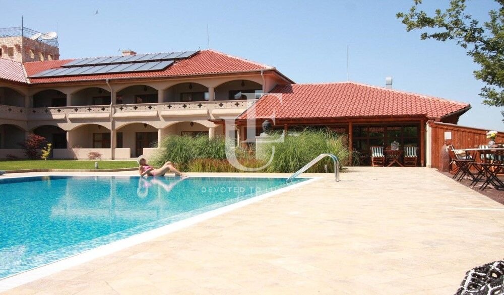 Hotel for Sale in Primorsko, Burgas Province, Bulgaria — 2,555 m² — exterior view