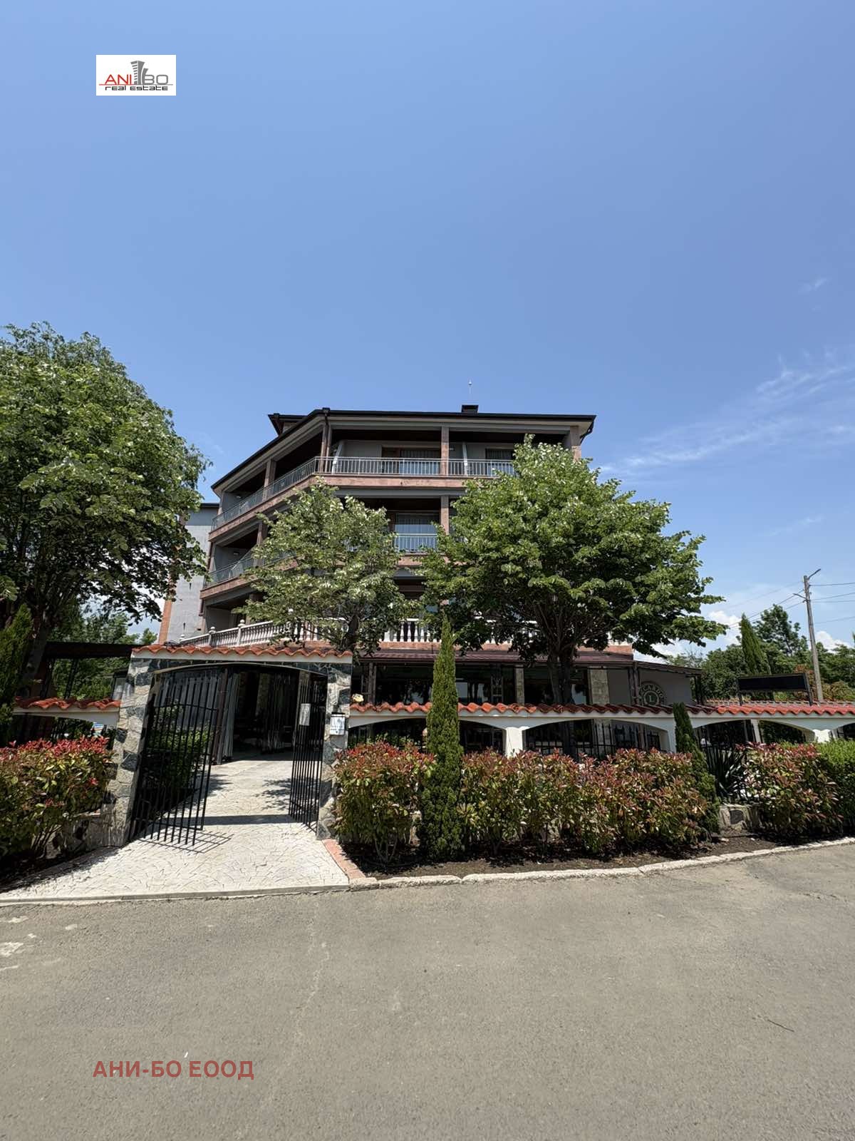 Hotel for Sale in Aheloy, Burgas Province, Bulgaria — 900 m² — exterior view