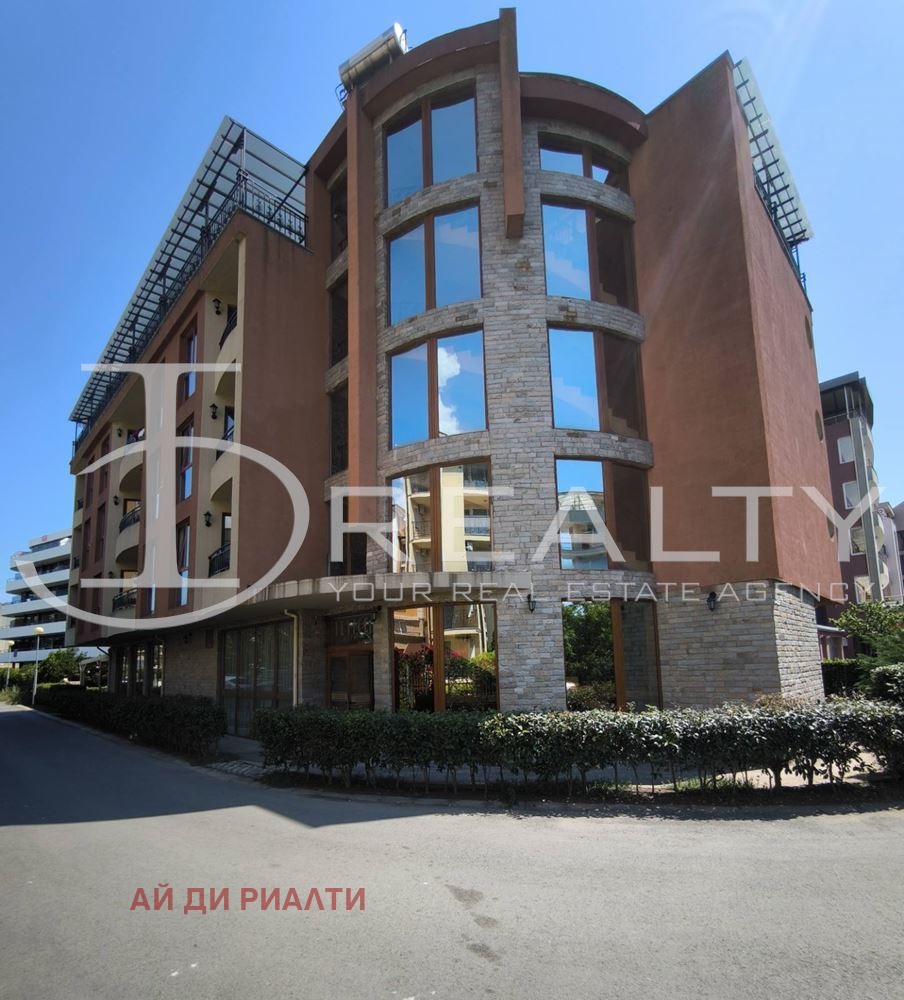 Hotel for Sale in Sunny Beach Resort, Burgas Province, Bulgaria — 1,165 m² — exterior view