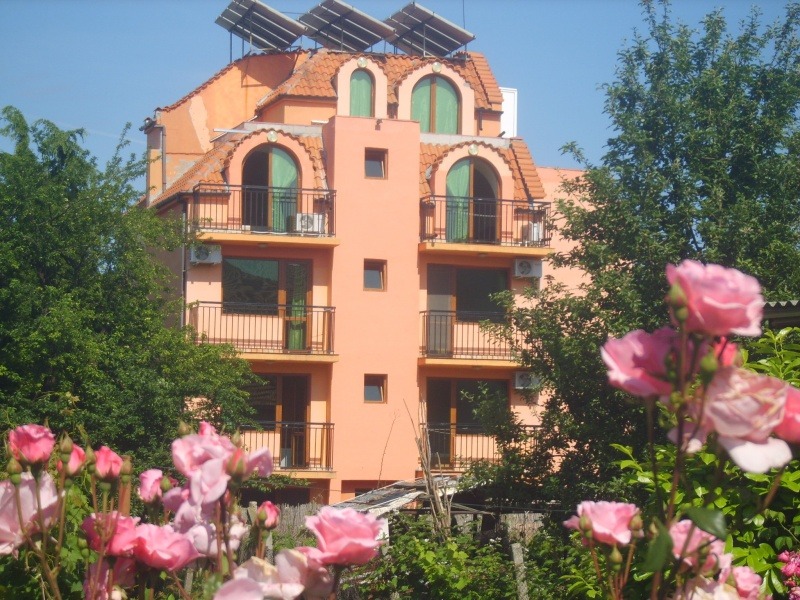 Hotel for Sale in Chernomorets, Burgas Province, Bulgaria — 420 m² — exterior view