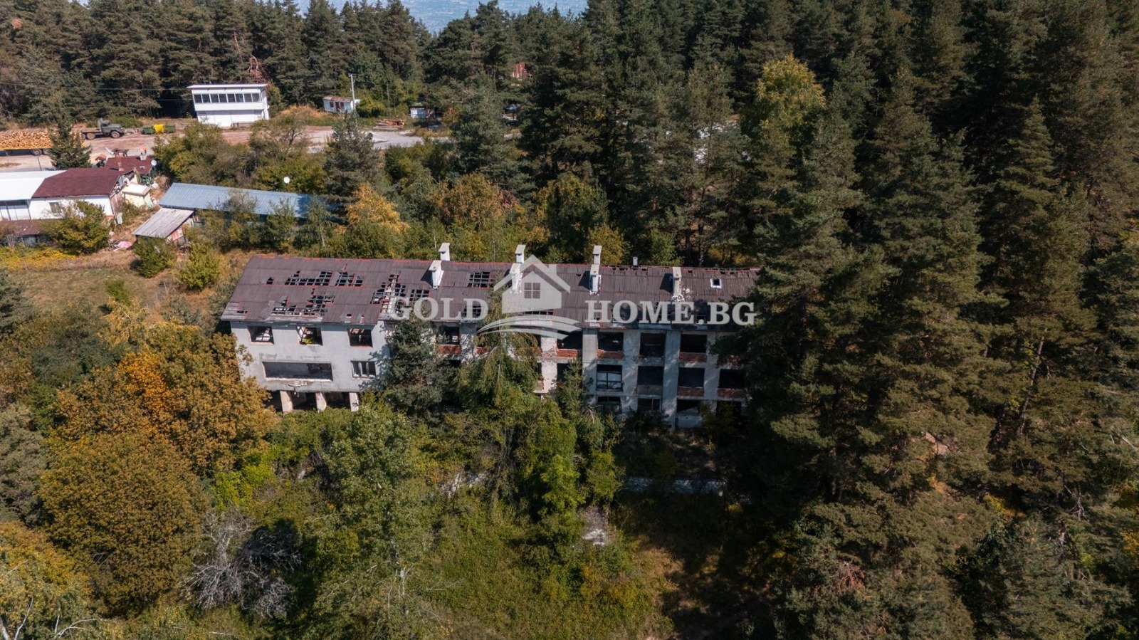 Hotel for Sale at Zdravets Chalet, Plovdiv Province, Bulgaria — 1,260 m² — main photo