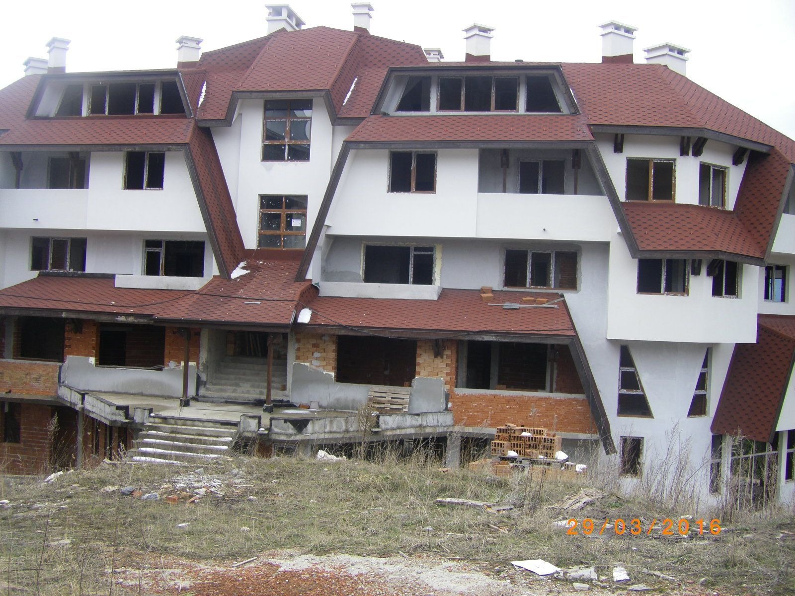 Hotel for Sale in Stoykite, Smolyan Province, Bulgaria — 4,981 m² — exterior view