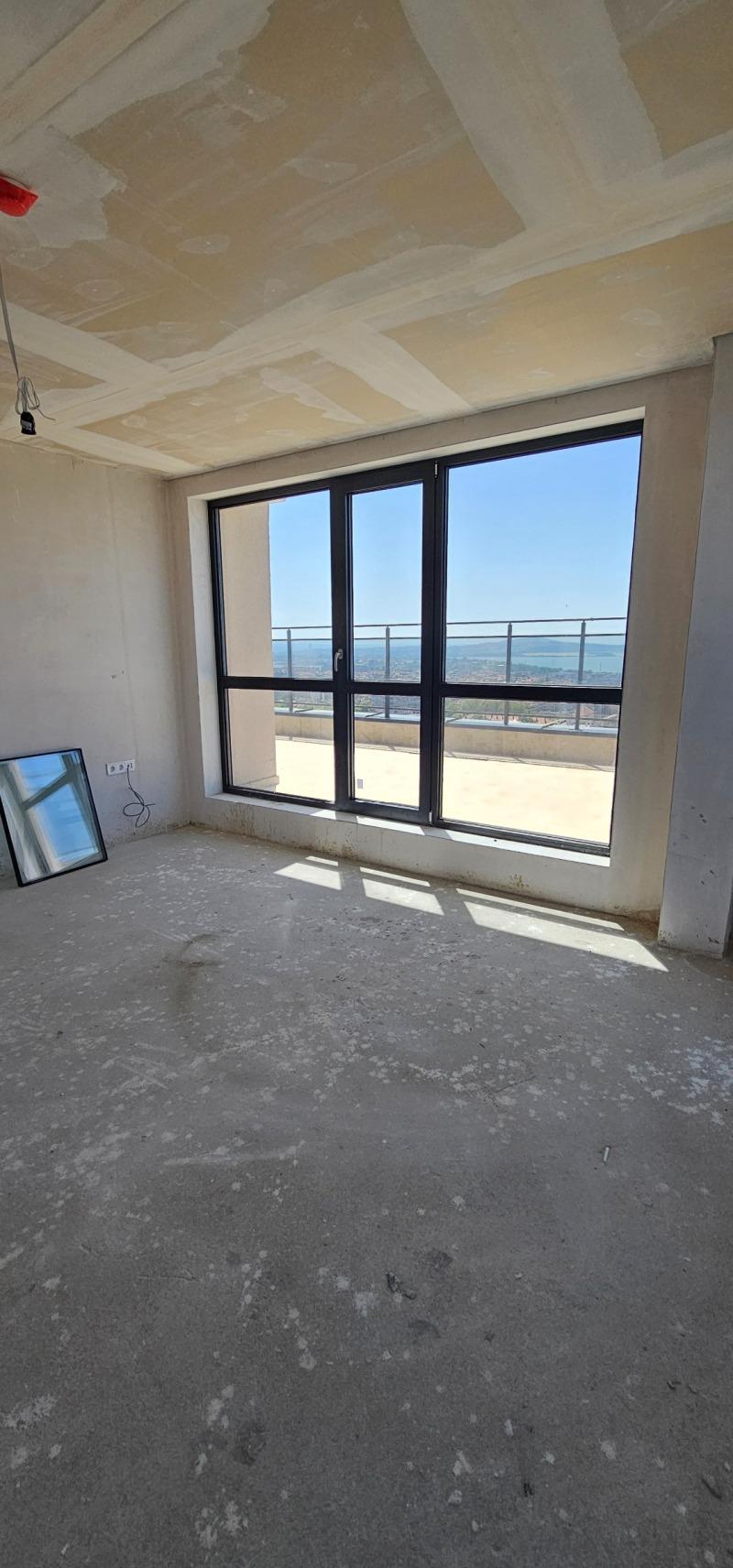 Apartments For Sale Multi-Room, Burgas, Center