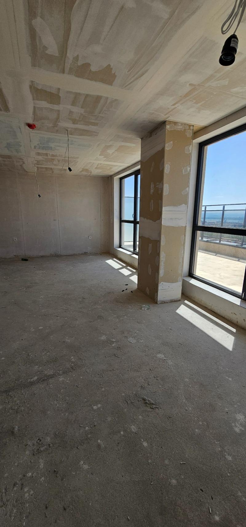 Apartments For Sale Multi-Room, Burgas, Center