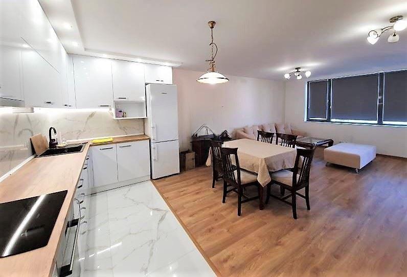Apartments For Sale 3-Room, Varna, Operata