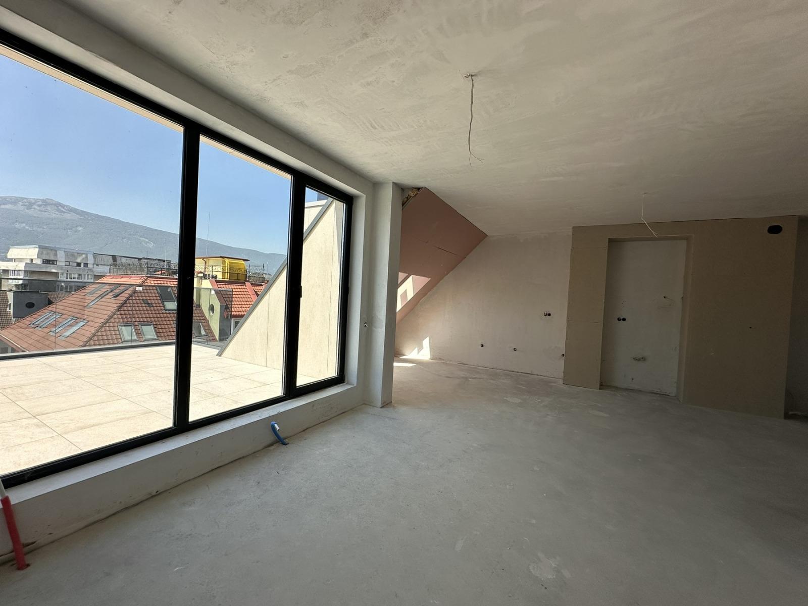 Apartments For Sale 3-Room, Sofia, Lozenets