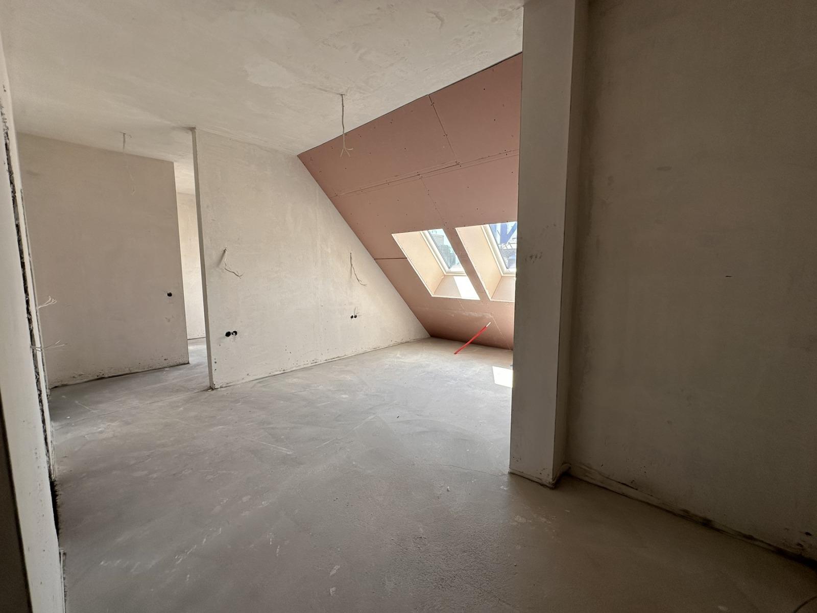 Apartments For Sale 3-Room, Sofia, Lozenets