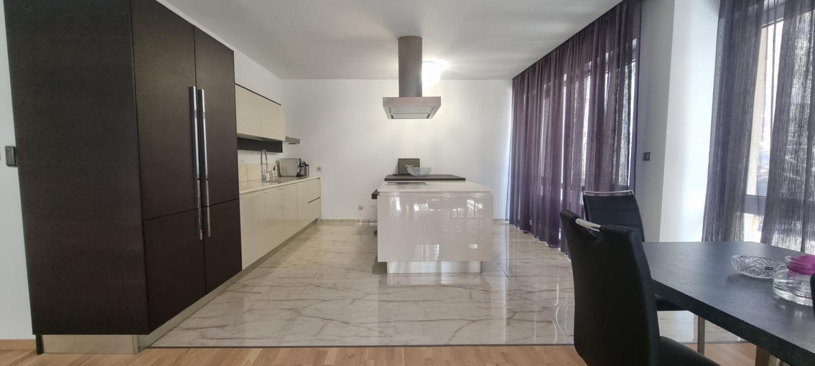 Apartments For Sale 4-Room, Sofia, Iztok
