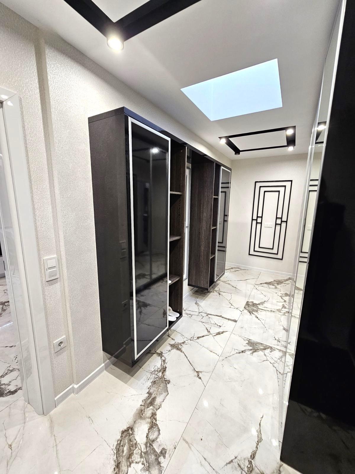 Apartments For Sale 4-Room, Sofia, Krastova Vada