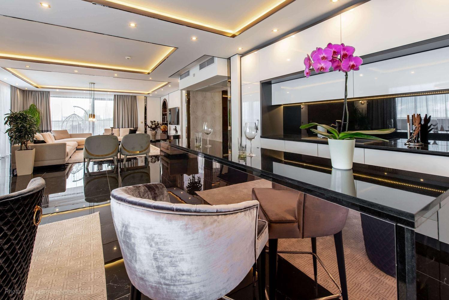 Apartments For Sale 3-Room, Varna, Sunny Day Resort