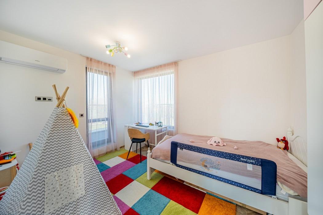 Apartments For Sale 4-Room, Sofia, Manastirski Livadi