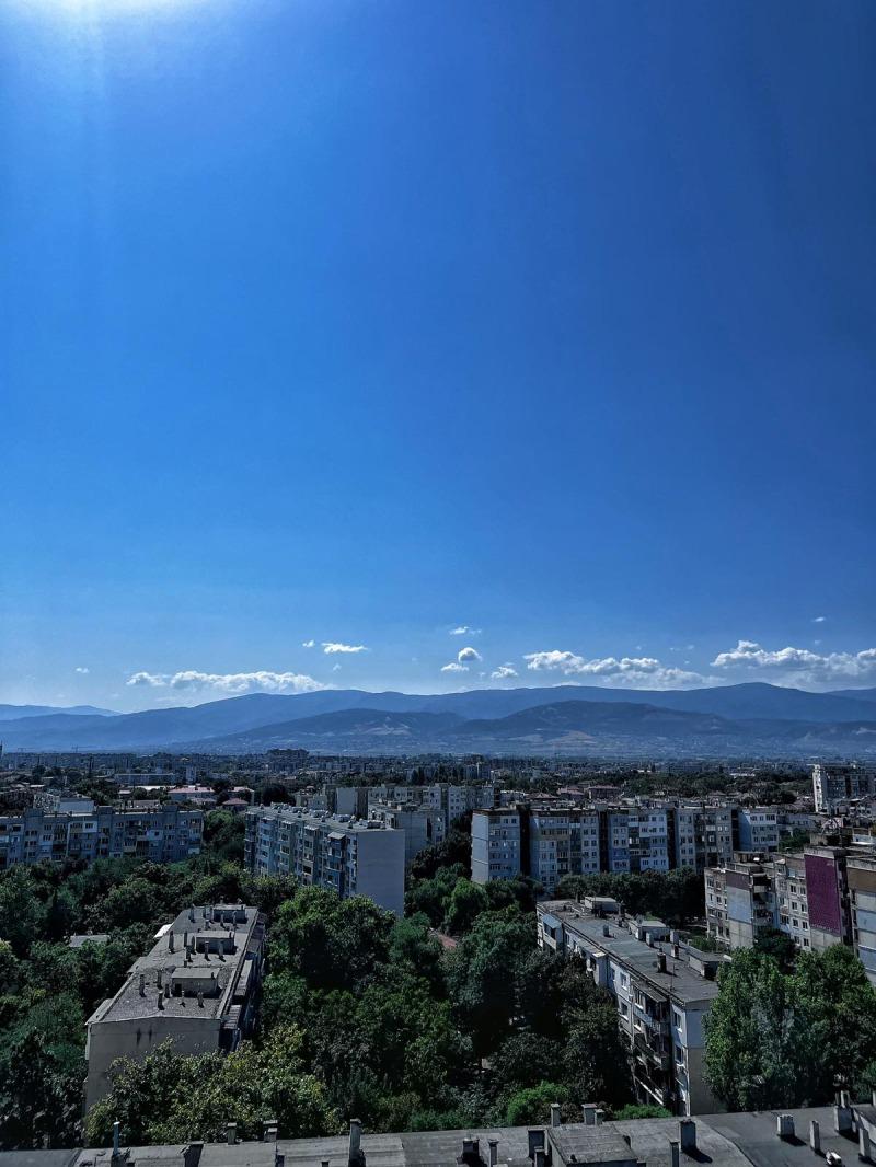 Apartments For Sale 4-Room, Plovdiv, Mladejki Halm