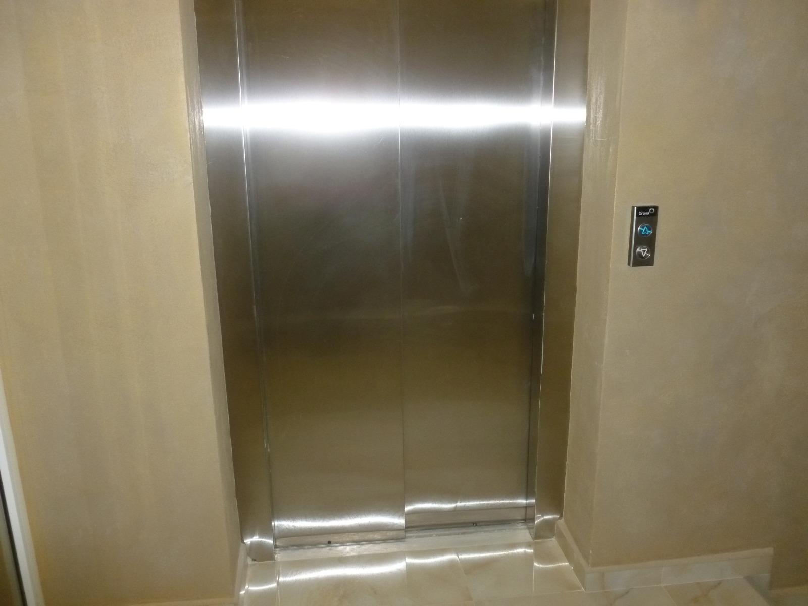 Apartments For Sale 3-Room, Sofia, Manastirski Livadi