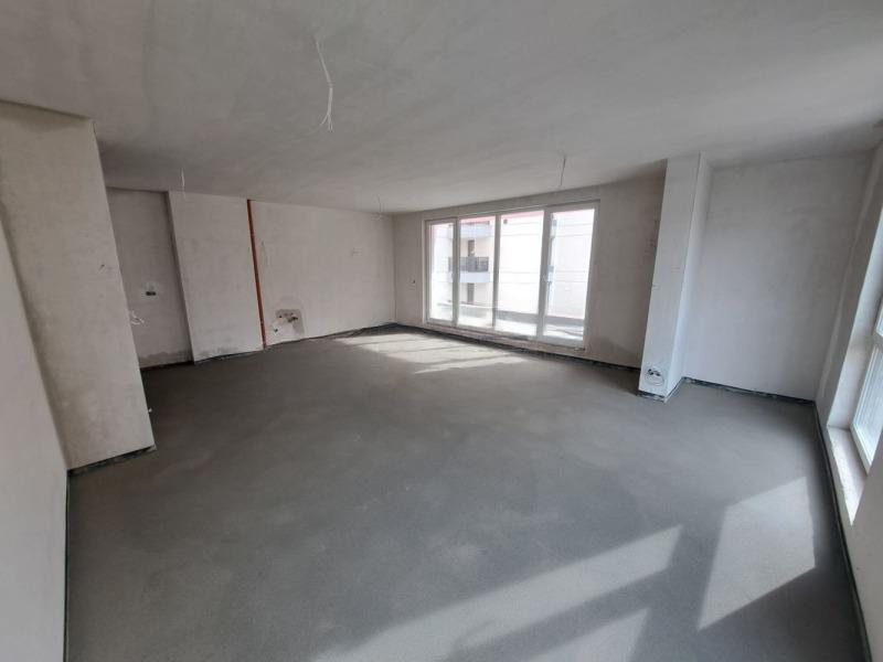 Apartments For Sale 3-Room, Sofia, Krastova Vada