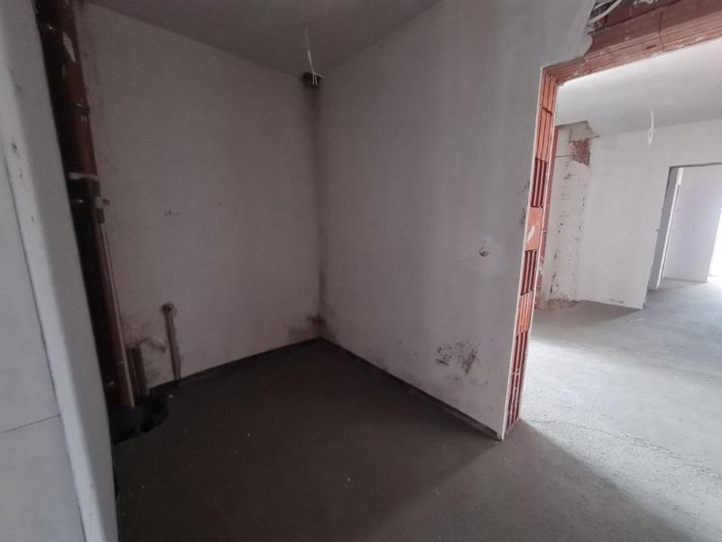 Apartments For Sale 3-Room, Sofia, Krastova Vada