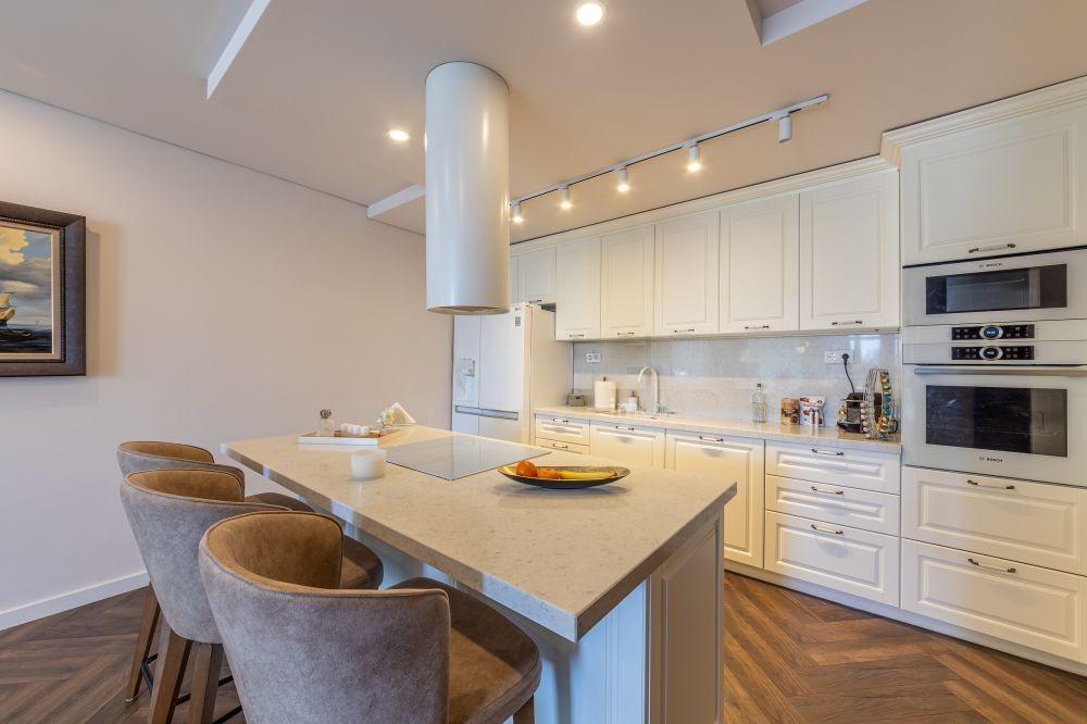 Apartments For Sale 3-Room, Varna, Sveti Nikola