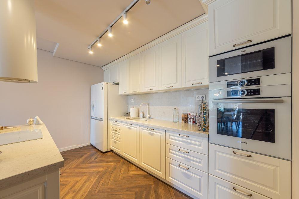Apartments For Sale 3-Room, Varna, Sveti Nikola