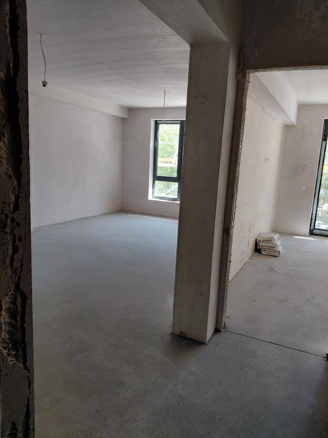 Apartments For Sale 3-Room, Sofia, Center