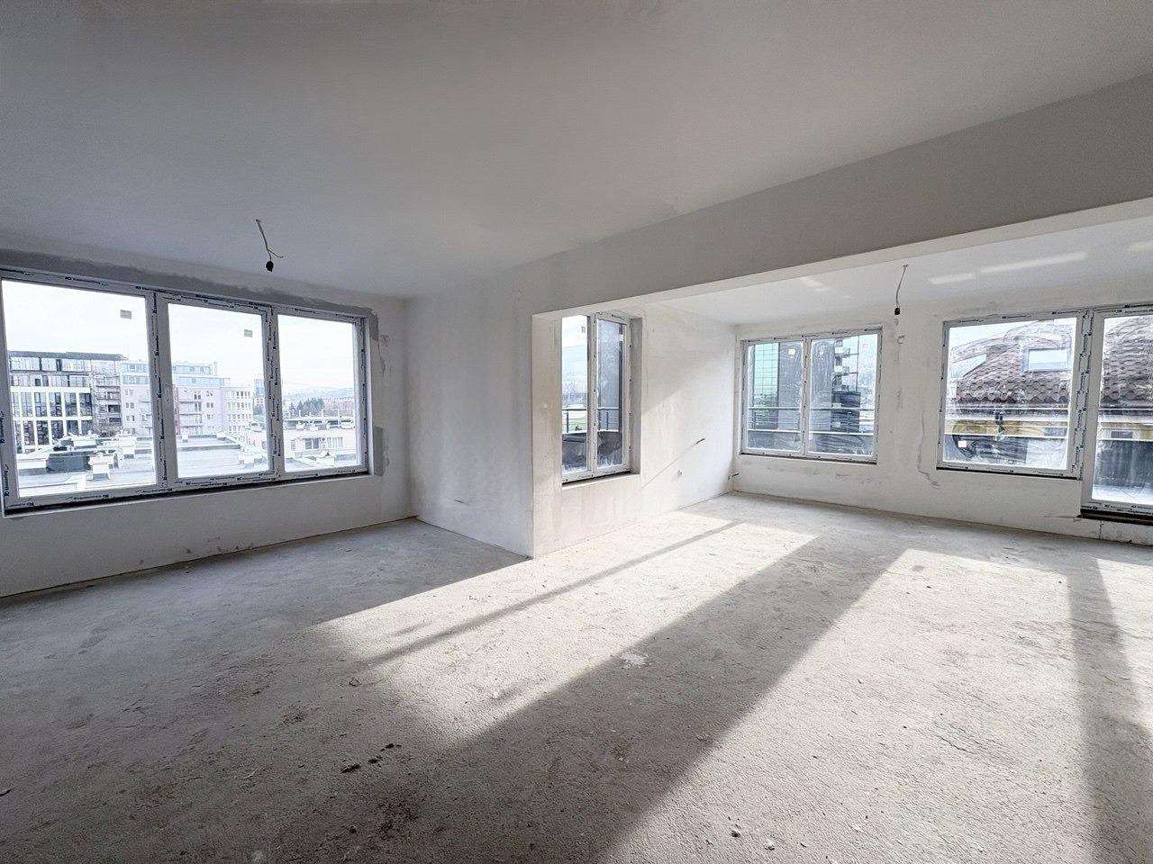 Apartments For Sale 4-Room, Sofia, Manastirski Livadi