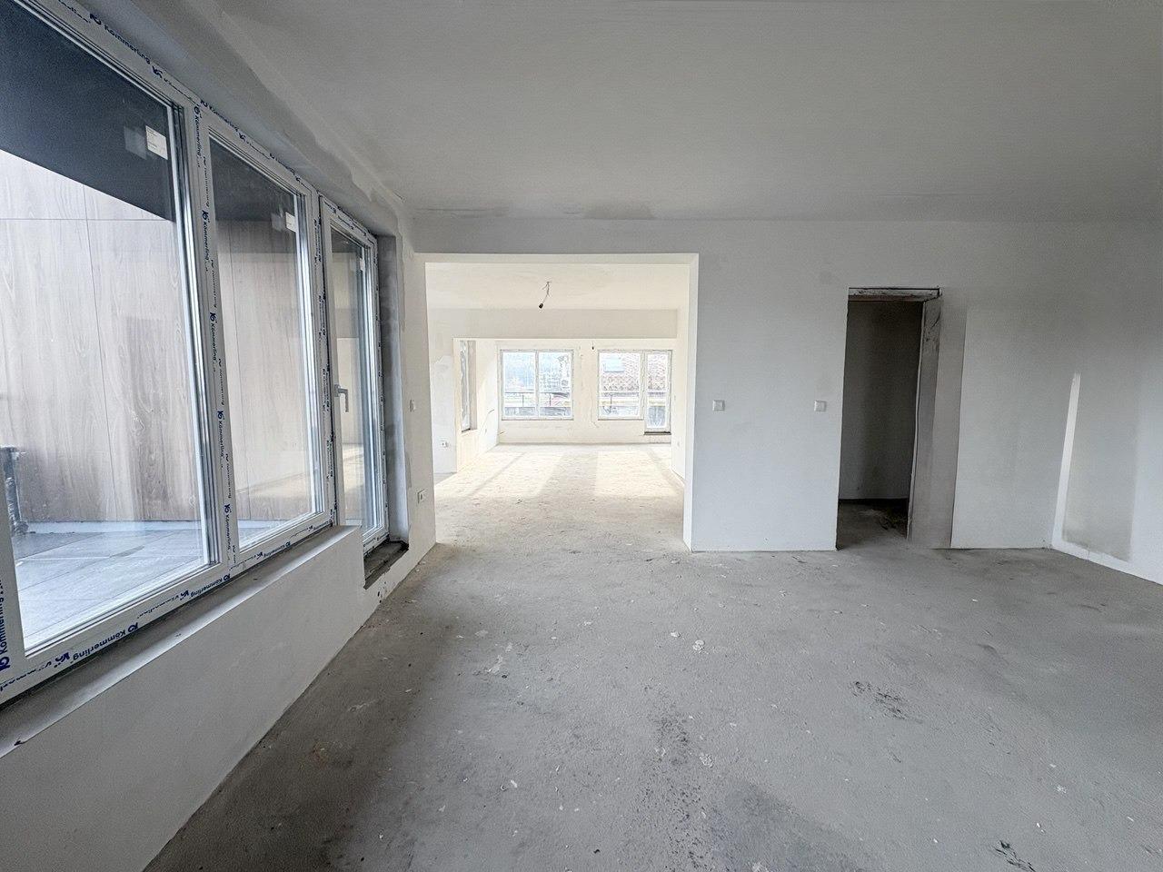 Apartments For Sale 4-Room, Sofia, Manastirski Livadi