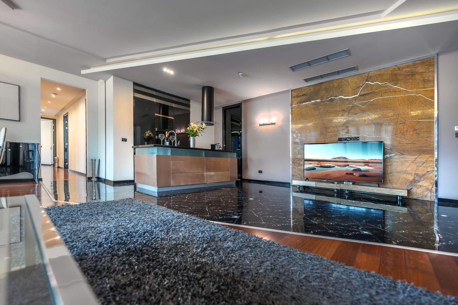 Apartments For Sale 4-Room, Sofia, Manastirski Livadi