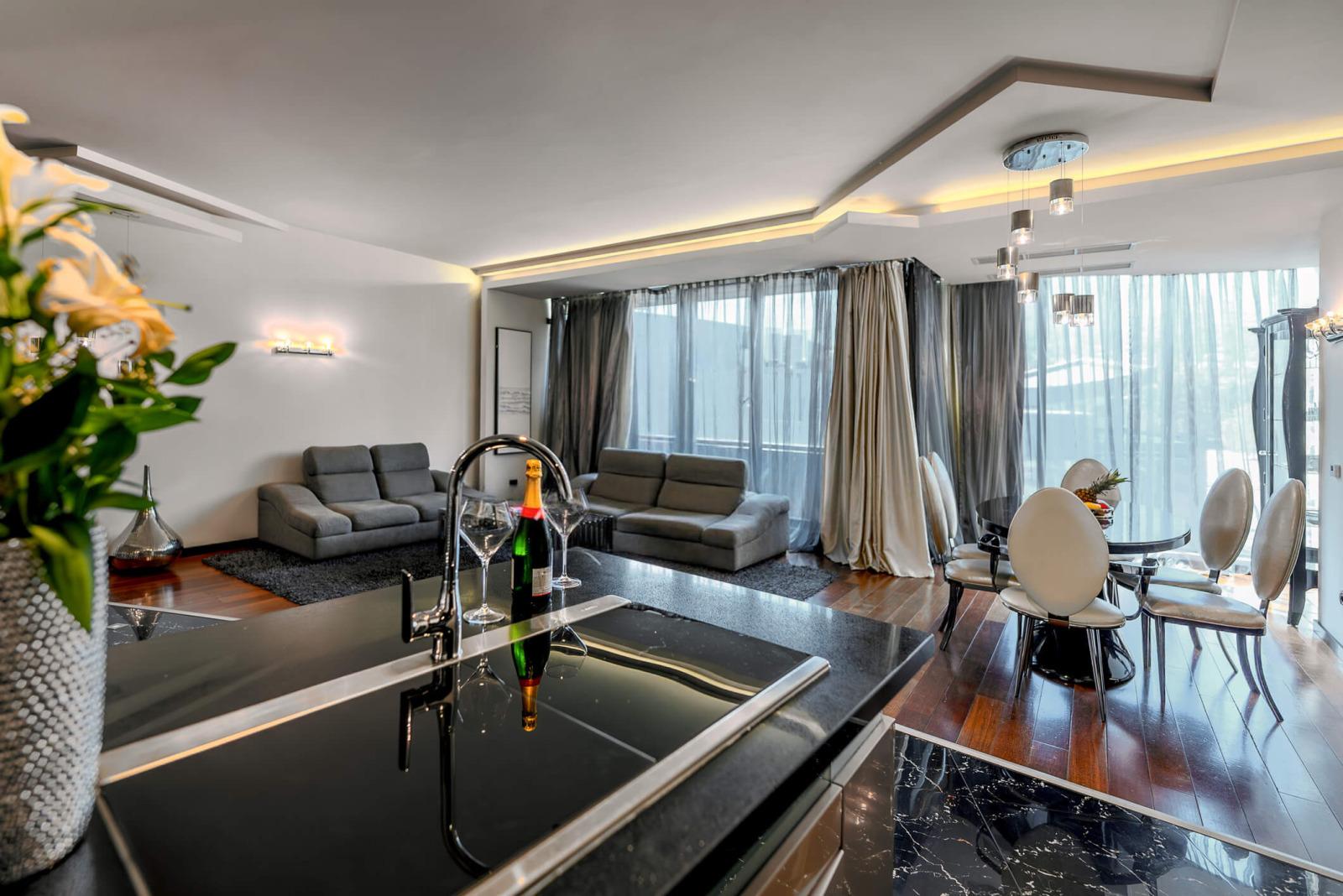 Apartments For Sale 4-Room, Sofia, Manastirski Livadi