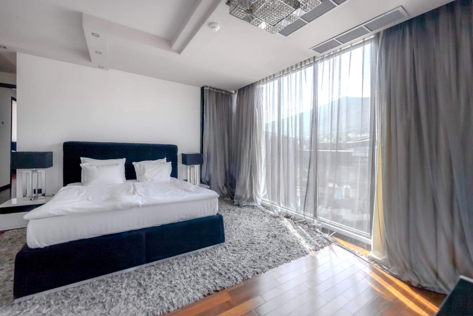 Apartments For Sale 4-Room, Sofia, Manastirski Livadi